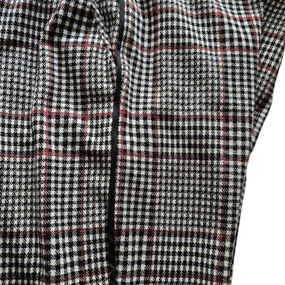 Plaid‎ Women's Pants - Picture 7 of 9